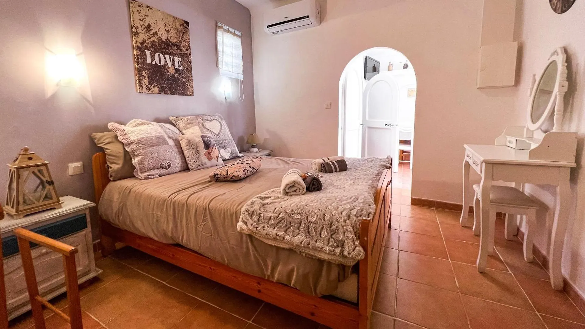 Reve D'Azur, Mazet En Bord De Mer, Parking, Piscine Partagee, Terrasse Bbq & Draps Inclus La Nartelle, 1 Salon, 1 Chambre, 1 Cuisine , 1 Sdb Sainte-Maxime Prázdninový dům