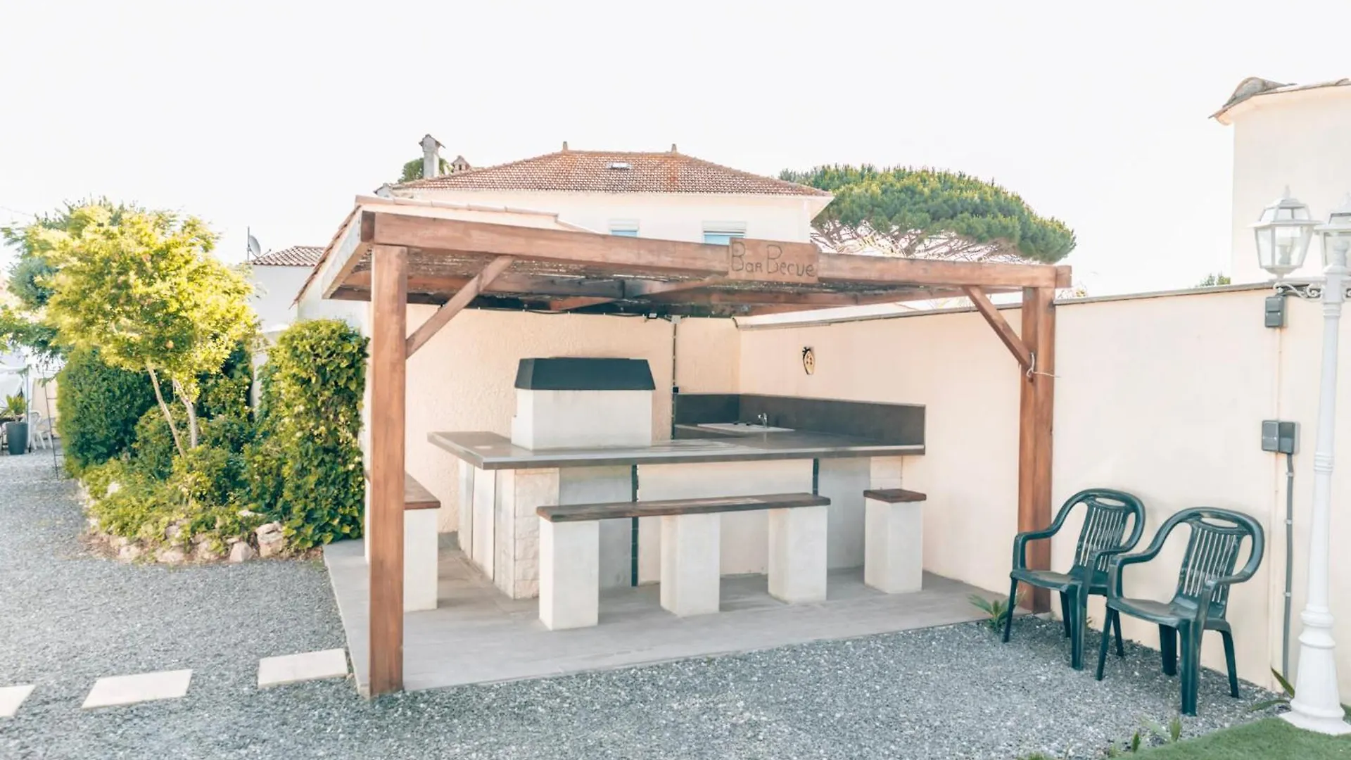 Reve D'Azur, Mazet En Bord De Mer, Parking, Piscine Partagee, Terrasse Bbq & Draps Inclus La Nartelle, 1 Salon, 1 Chambre, 1 Cuisine , 1 Sdb Sainte-Maxime