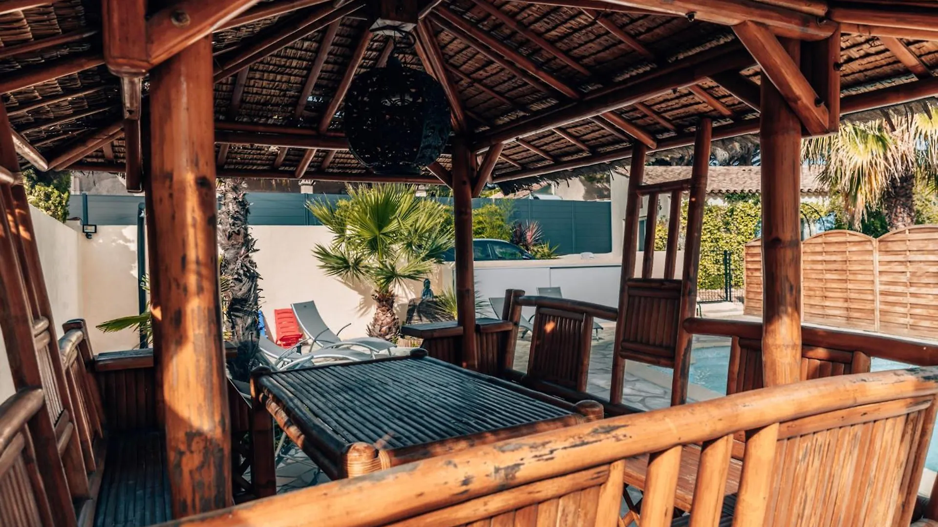 Reve D'Azur, Mazet En Bord De Mer, Parking, Piscine Partagee, Terrasse Bbq & Draps Inclus La Nartelle, 1 Salon, 1 Chambre, 1 Cuisine , 1 Sdb Sainte-Maxime 0*,