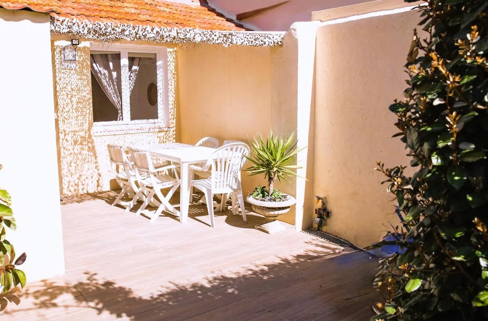 Reve D'Azur, Mazet En Bord De Mer, Parking, Piscine Partagee, Terrasse Bbq & Draps Inclus La Nartelle, 1 Salon, 1 Chambre, 1 Cuisine , 1 Sdb Sainte-Maxime Francie