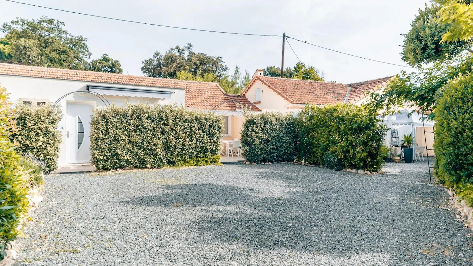 Holiday home Reve D'Azur, Mazet En Bord De Mer, Parking, Piscine Partagee, Terrasse Bbq & Draps Inclus La Nartelle, 1 Salon, 1 Chambre, 1 Cuisine , 1 Sdb Sainte-Maxime